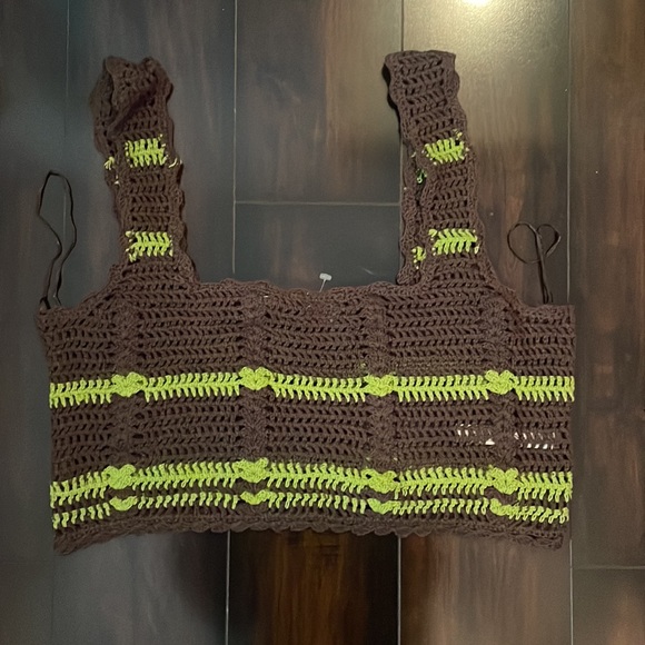 NWOT FREE PEOPLE Large Beach Cover up DONNI Sweater Set Crochet Skirt Crop Top - Picture 8 of 14